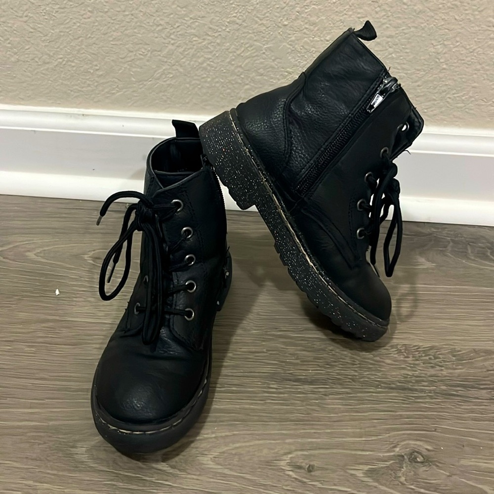 Sincerely Jules Girls Combat boots size 12